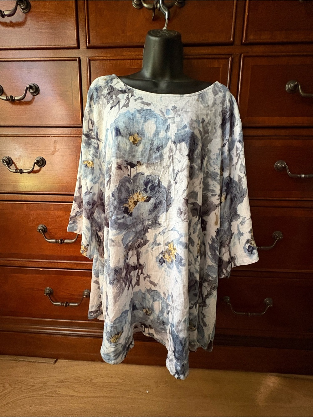Plus Size Blue Floral Tunic Top